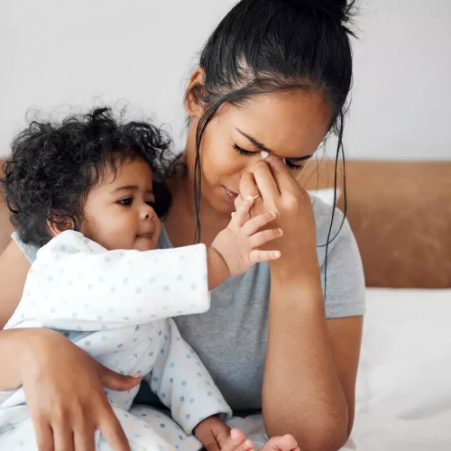 Comprendre la dépression du post-partum et le baby blues.
