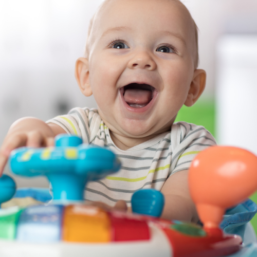 L&rsquo;influence des jouets sonores sur l&rsquo;audition des enfants : quels risques ?